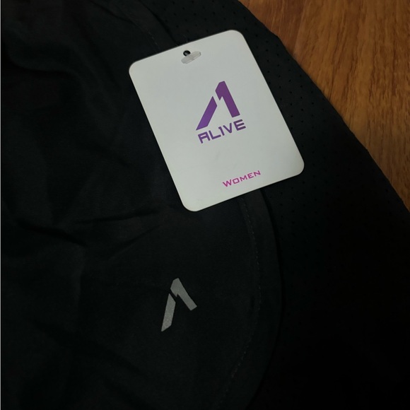 New! Alive Magnetics Sport Shorts Black Color Woman Size M - Picture 5 of 9